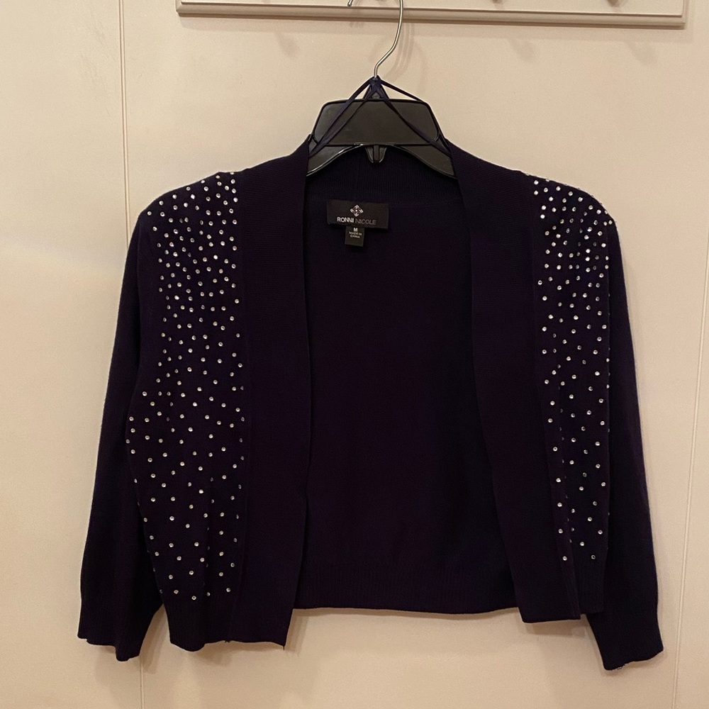 Blue shrug